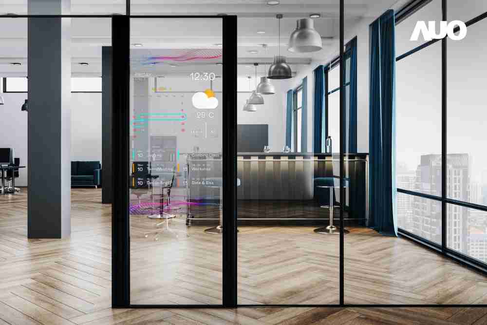 尊龙集团致力于研发低能耗之绿色产品，，，如低能耗发光组件Micro LED显示技术，，，具高透明、、可无限拼接的特性，，，，可依需求调整并延伸应用于不同场域，，包括汽车侧窗或家庭玄关、、、、智慧橱窗、、、商业展示等